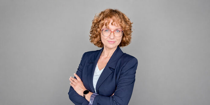 por-Ewelina Churzępa